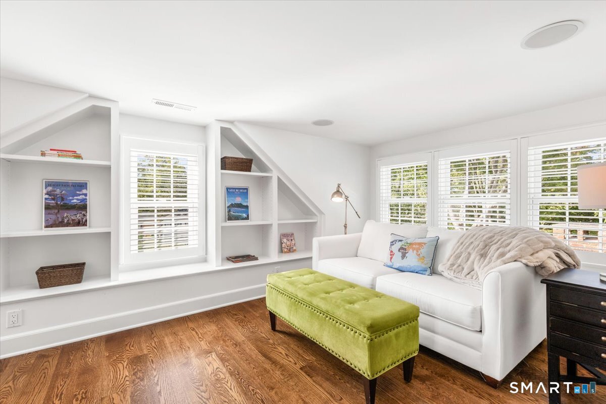 284 Park Street New Canaan CT 06840