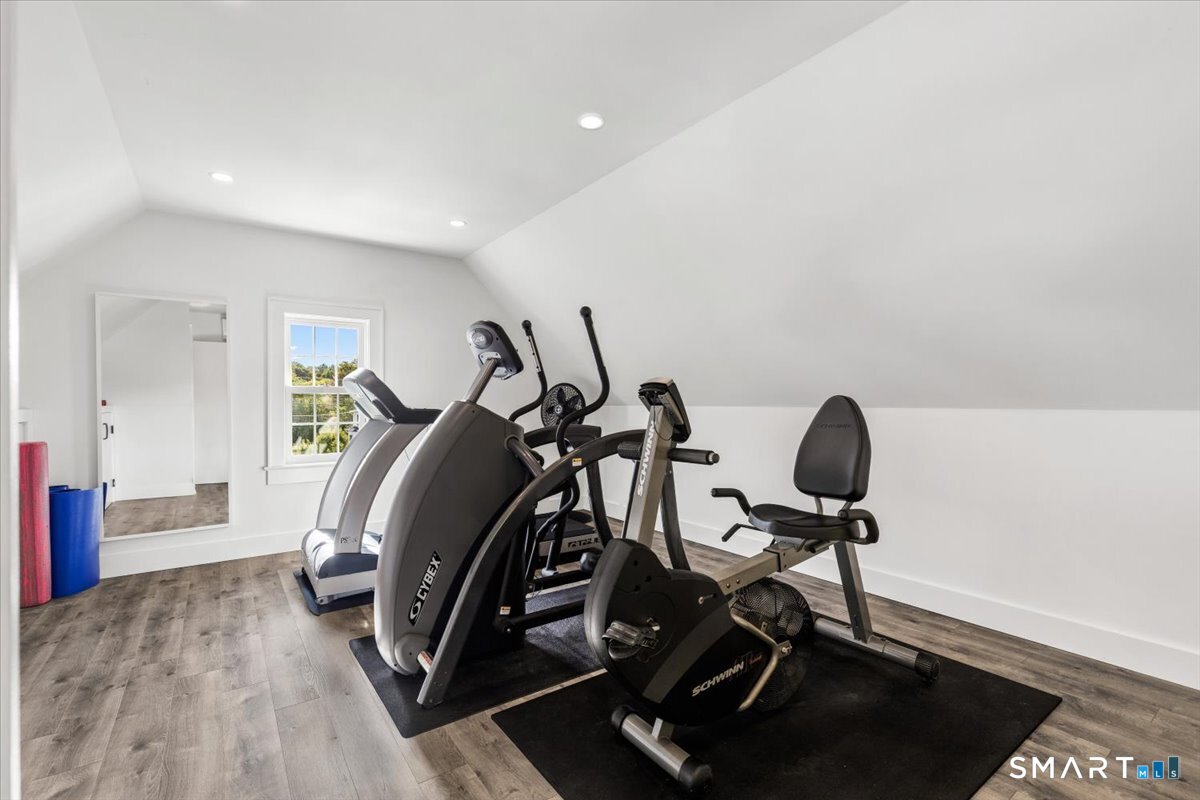 284 Park Street New Canaan CT 06840