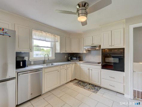 25 King Edward Road West Hartford CT 06117