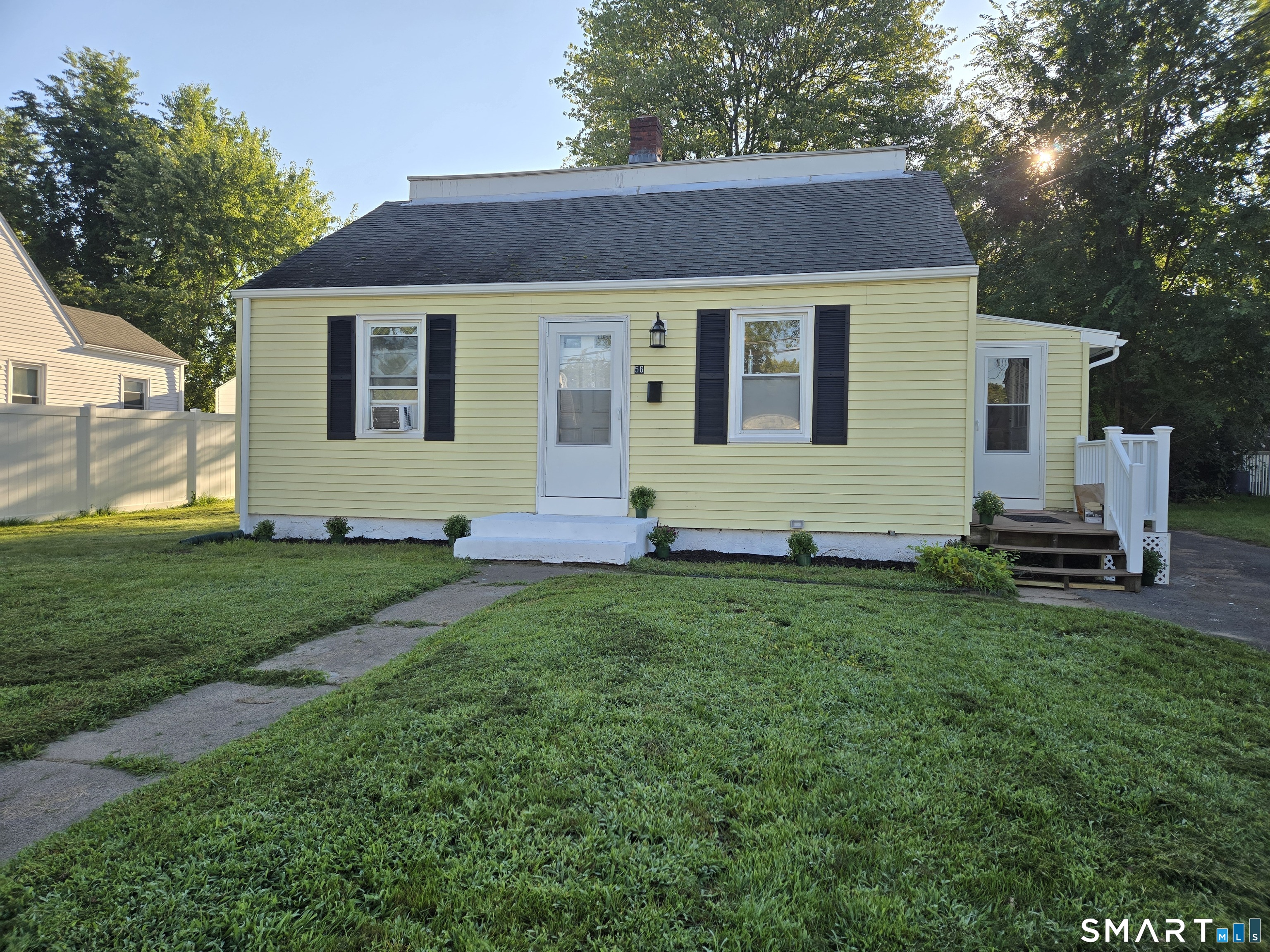 56 Washington Avenue East Hartford CT 06118