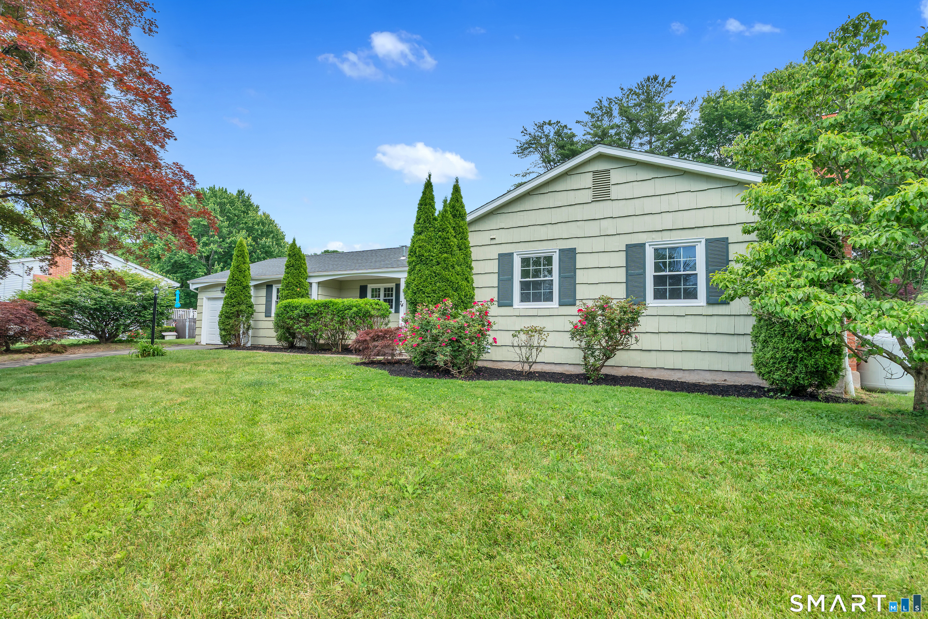 74 Summerset Drive East Hartford CT 06118