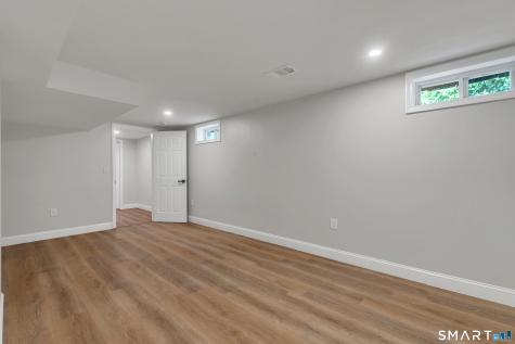 74 Summerset Drive East Hartford CT 06118