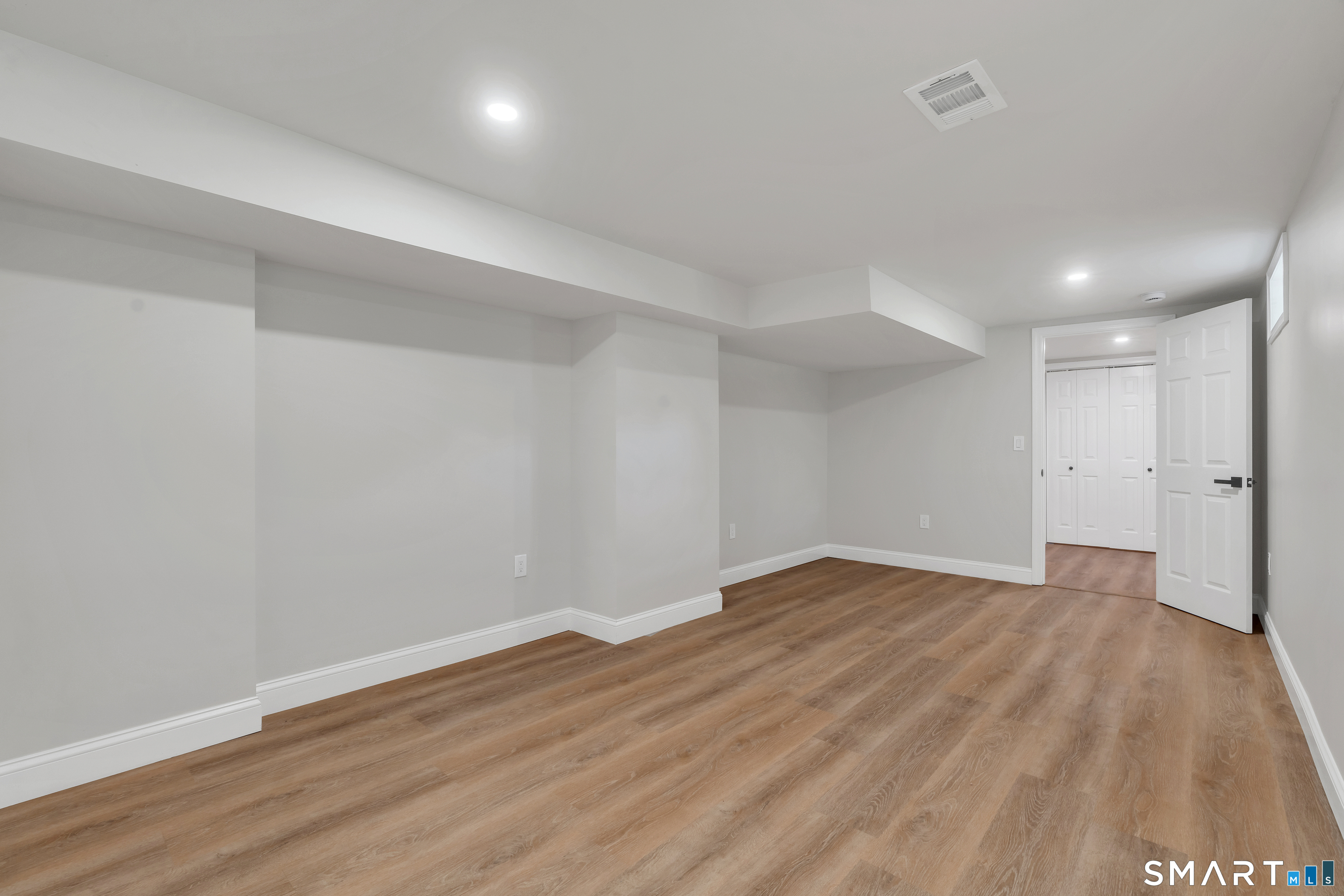 74 Summerset Drive East Hartford CT 06118