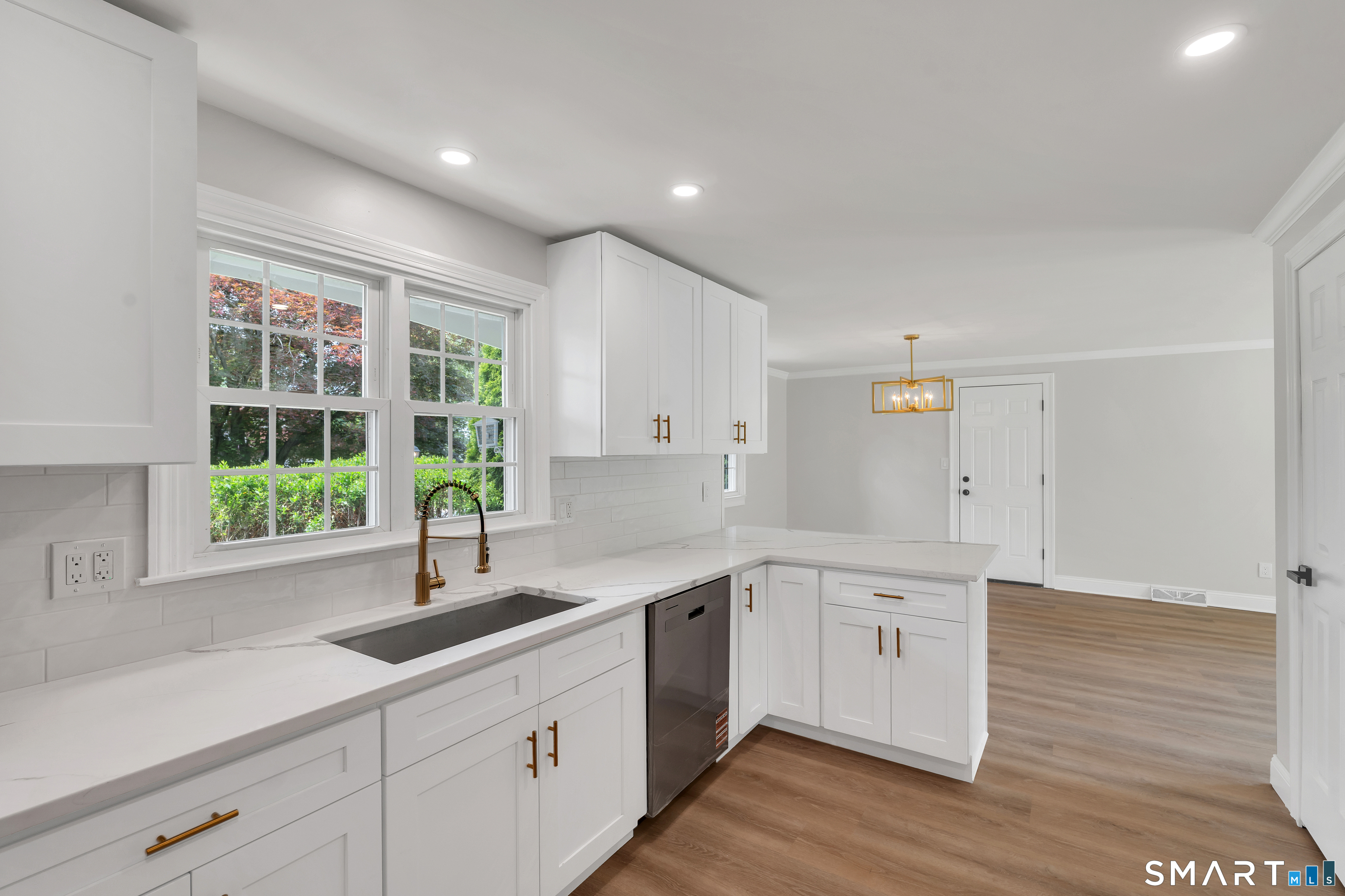 74 Summerset Drive East Hartford CT 06118