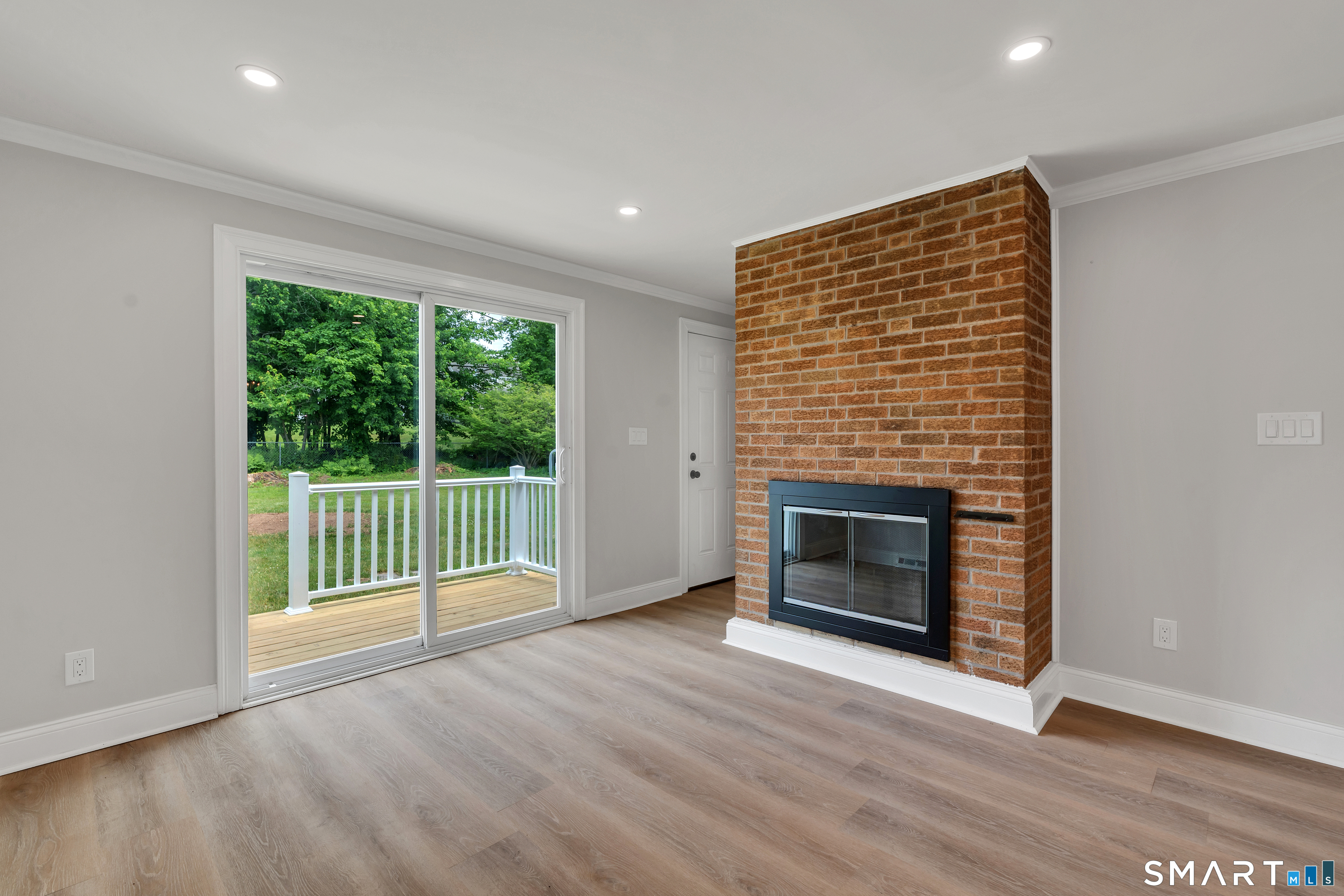 74 Summerset Drive East Hartford CT 06118