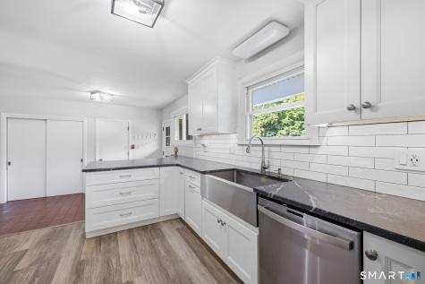 1127 East North Street Suffield CT 06078