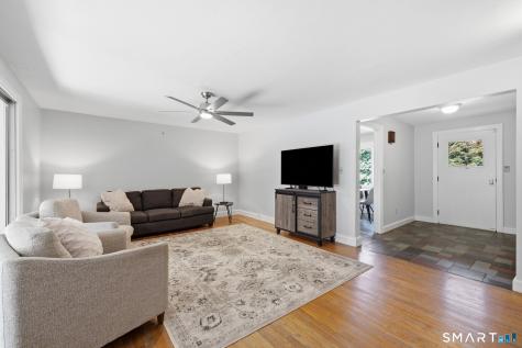 1127 East North Street Suffield CT 06078