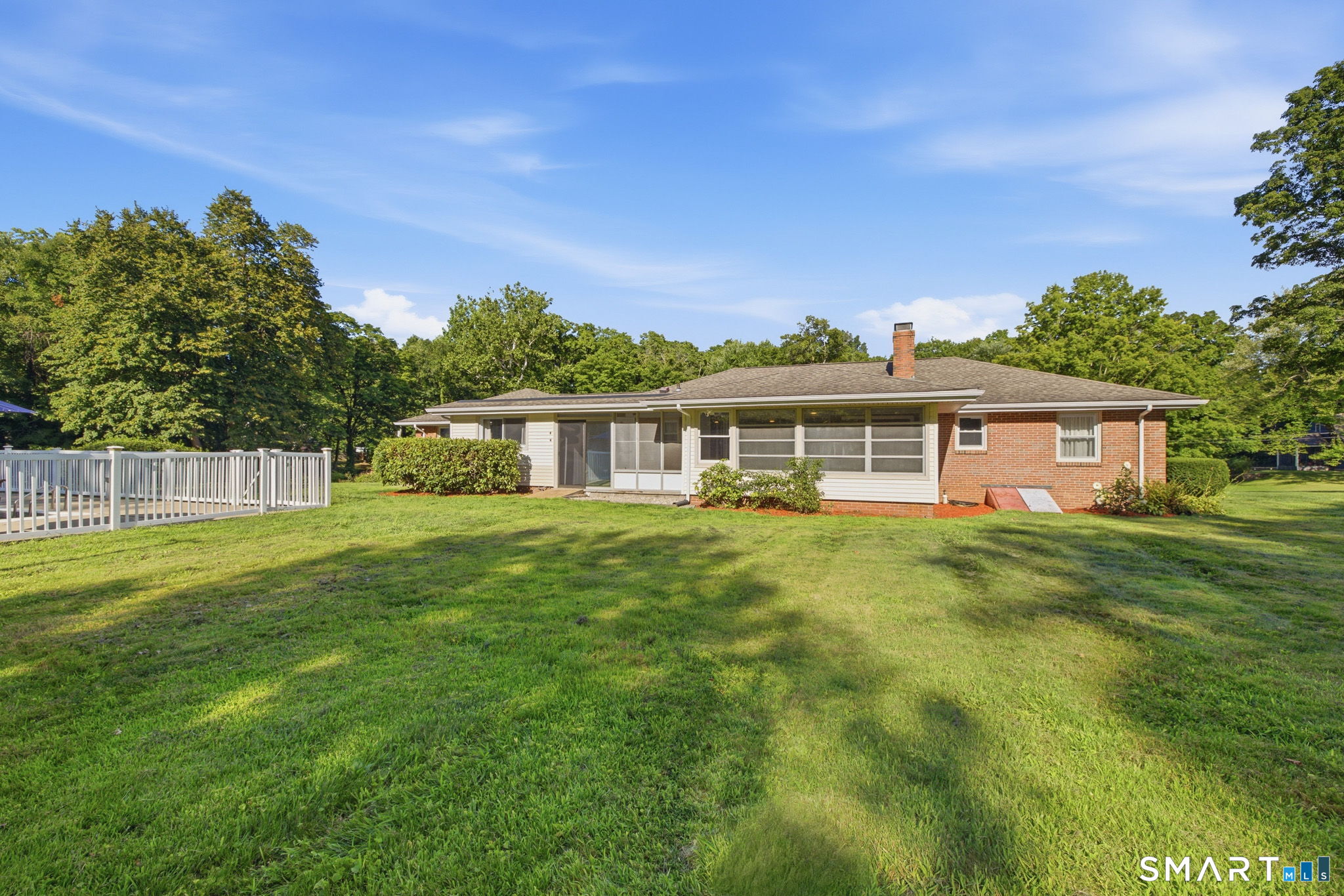1127 East North Street Suffield CT 06078