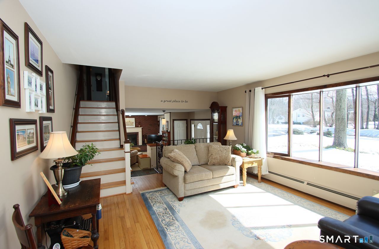 7 Old Forge Road North Haven CT 06473
