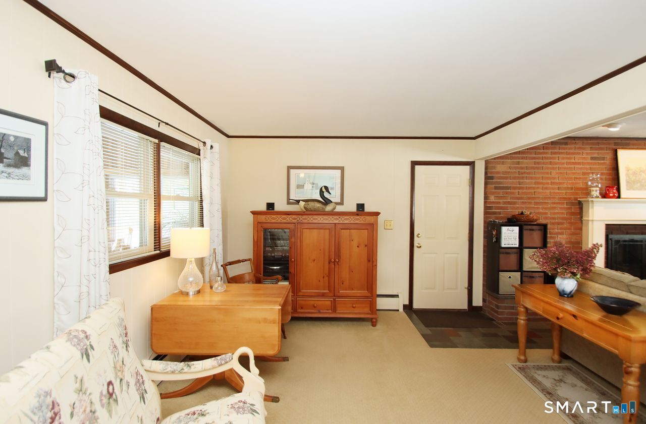 7 Old Forge Road North Haven CT 06473