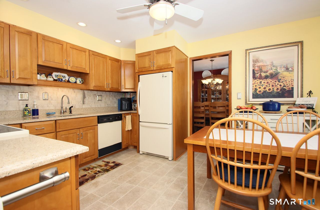 7 Old Forge Road North Haven CT 06473