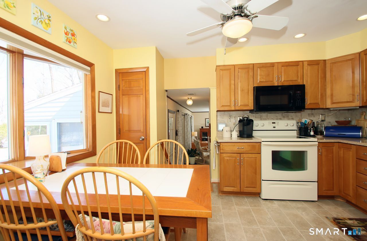 7 Old Forge Road North Haven CT 06473