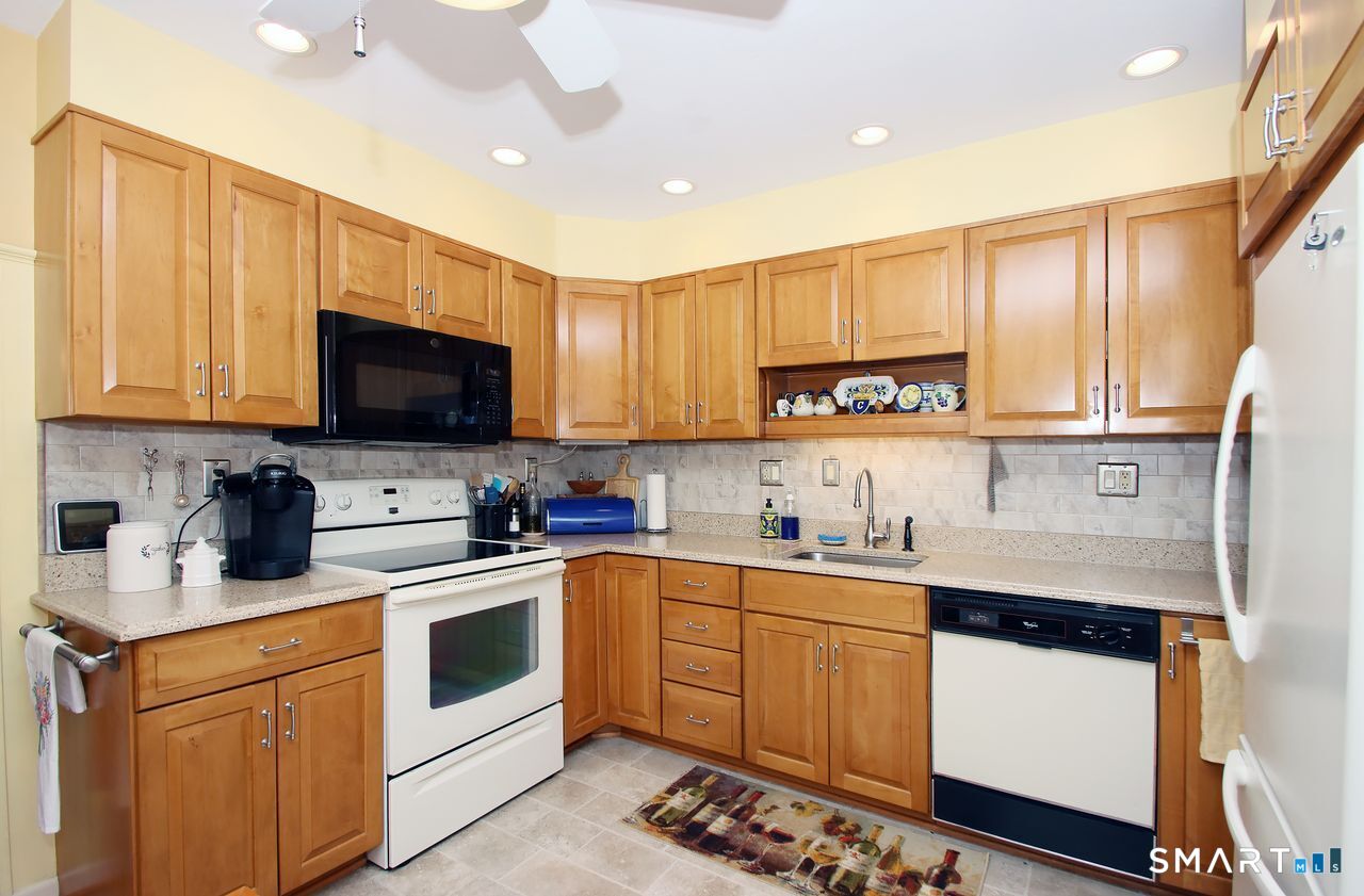 7 Old Forge Road North Haven CT 06473