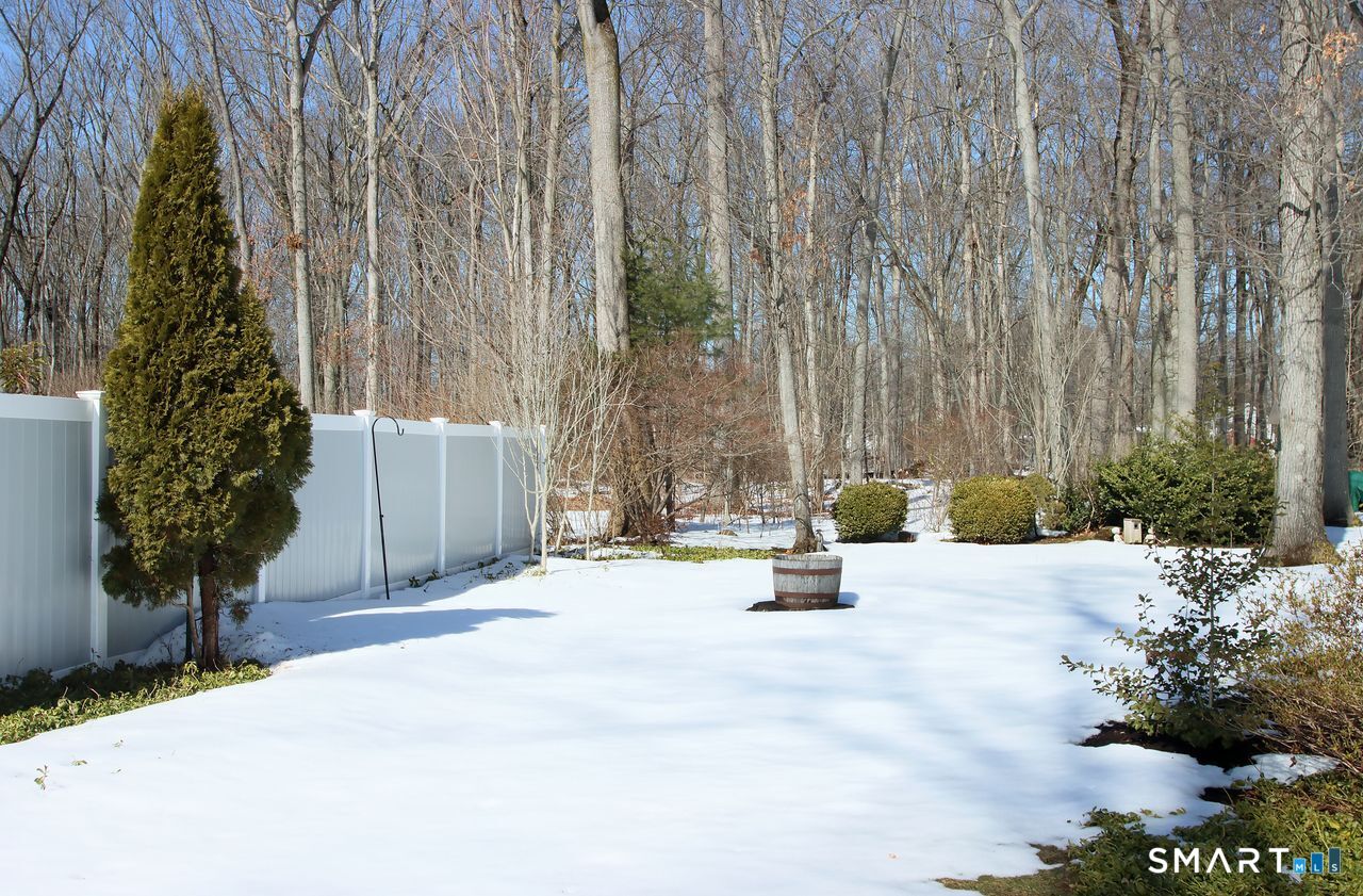 7 Old Forge Road North Haven CT 06473