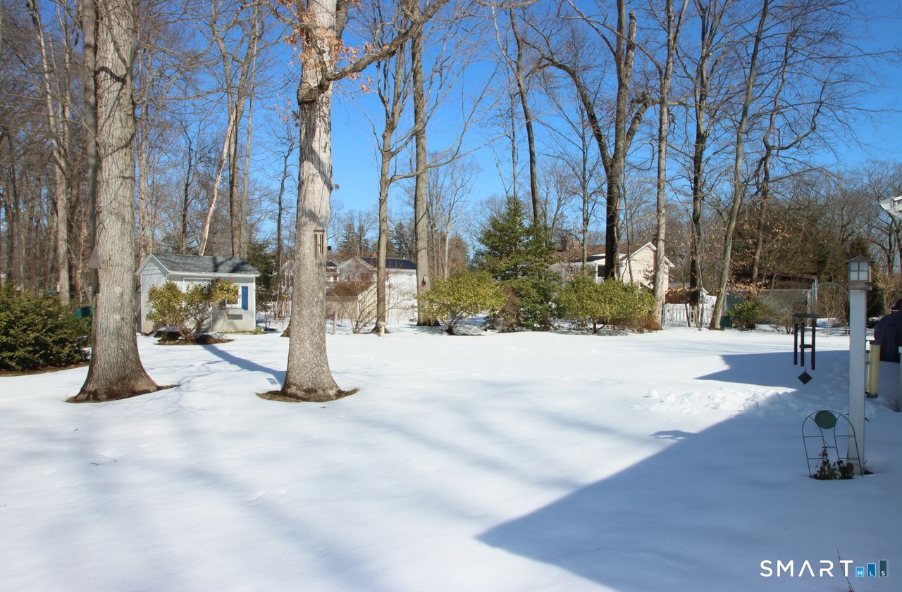 7 Old Forge Road North Haven CT 06473