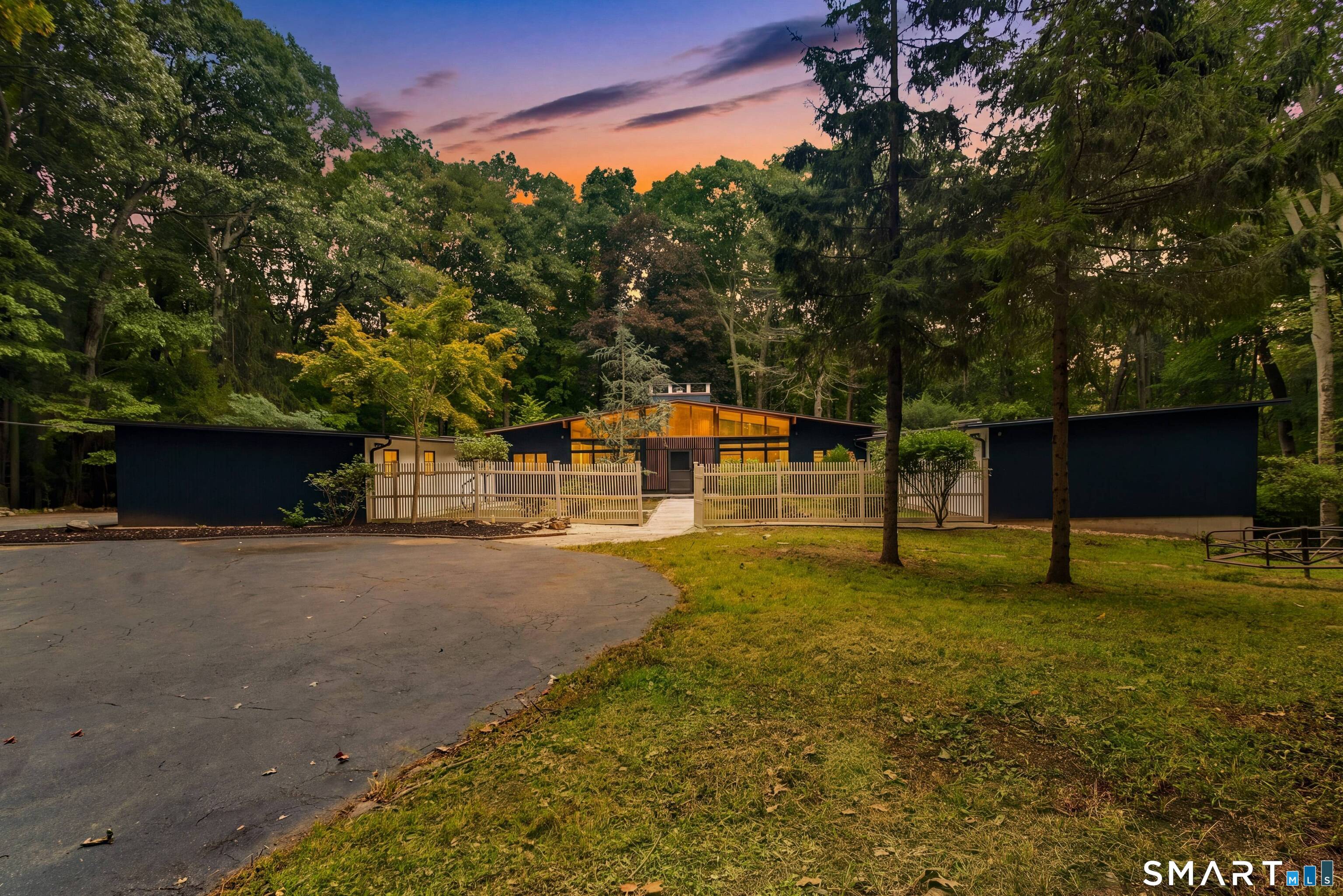 61 Ox Bow Lane Woodbridge CT 06525