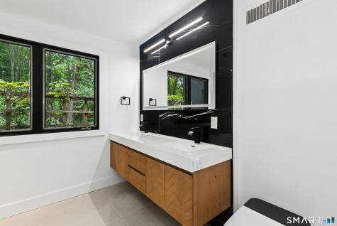 61 Ox Bow Lane Woodbridge CT 06525