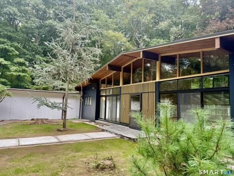 61 Ox Bow Lane Woodbridge CT 06525