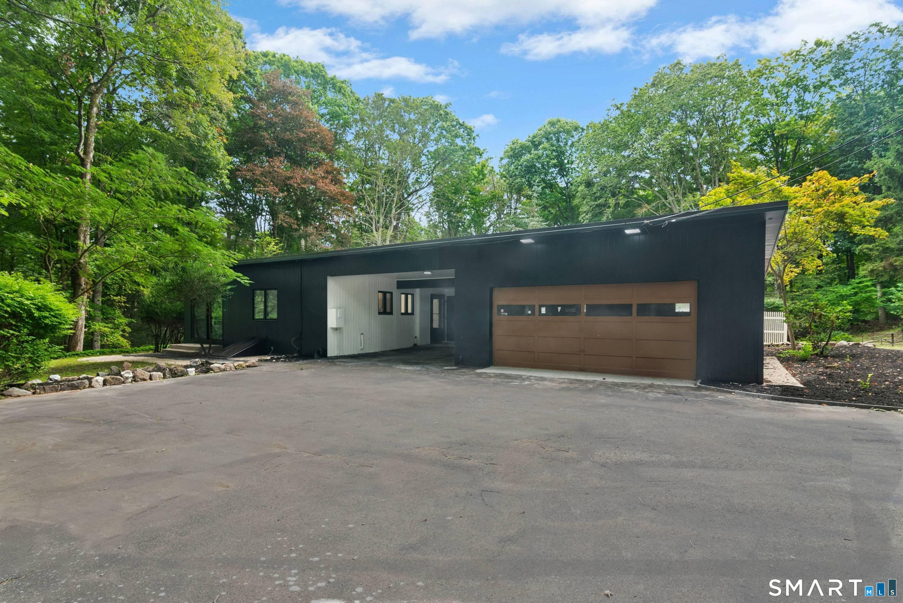 61 Ox Bow Lane Woodbridge CT 06525