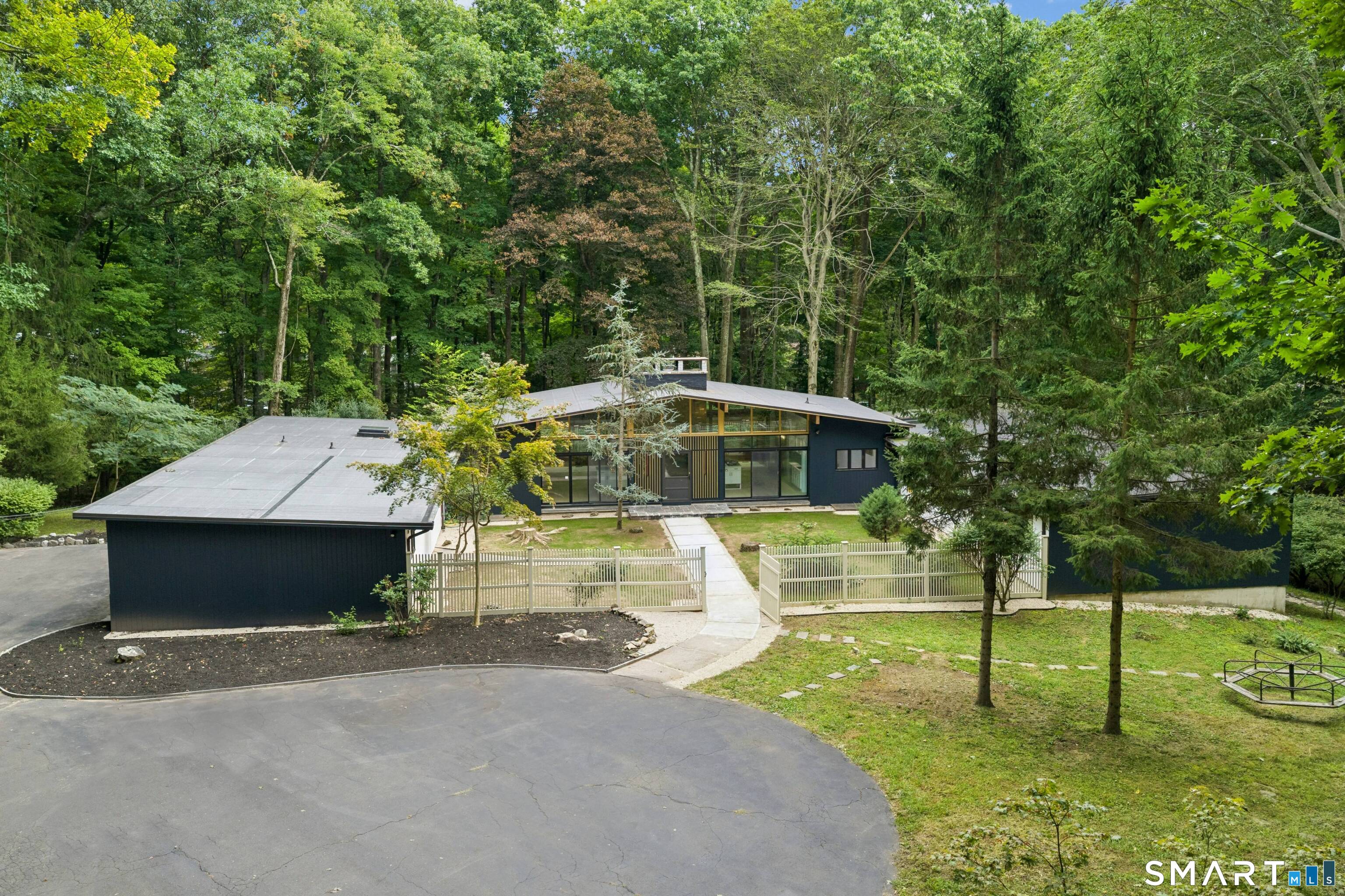 61 Ox Bow Lane Woodbridge CT 06525