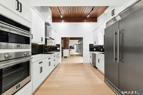 61 Ox Bow Lane Woodbridge CT 06525