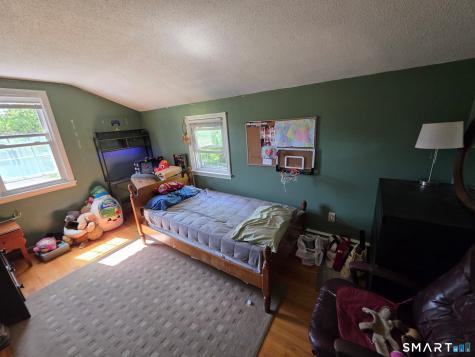 16 Dorothy Street Enfield CT 06082