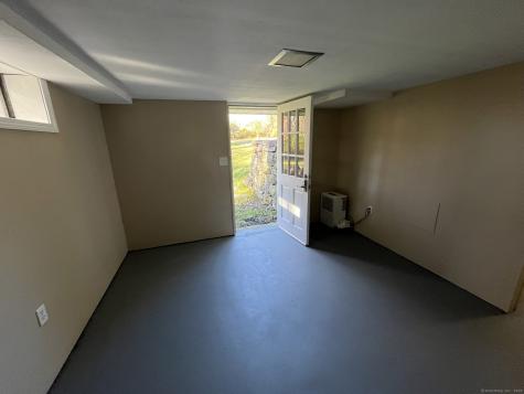 471 Goose Lane Coventry CT 06238