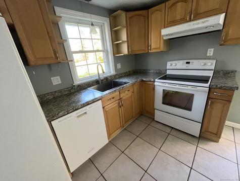 471 Goose Lane Coventry CT 06238