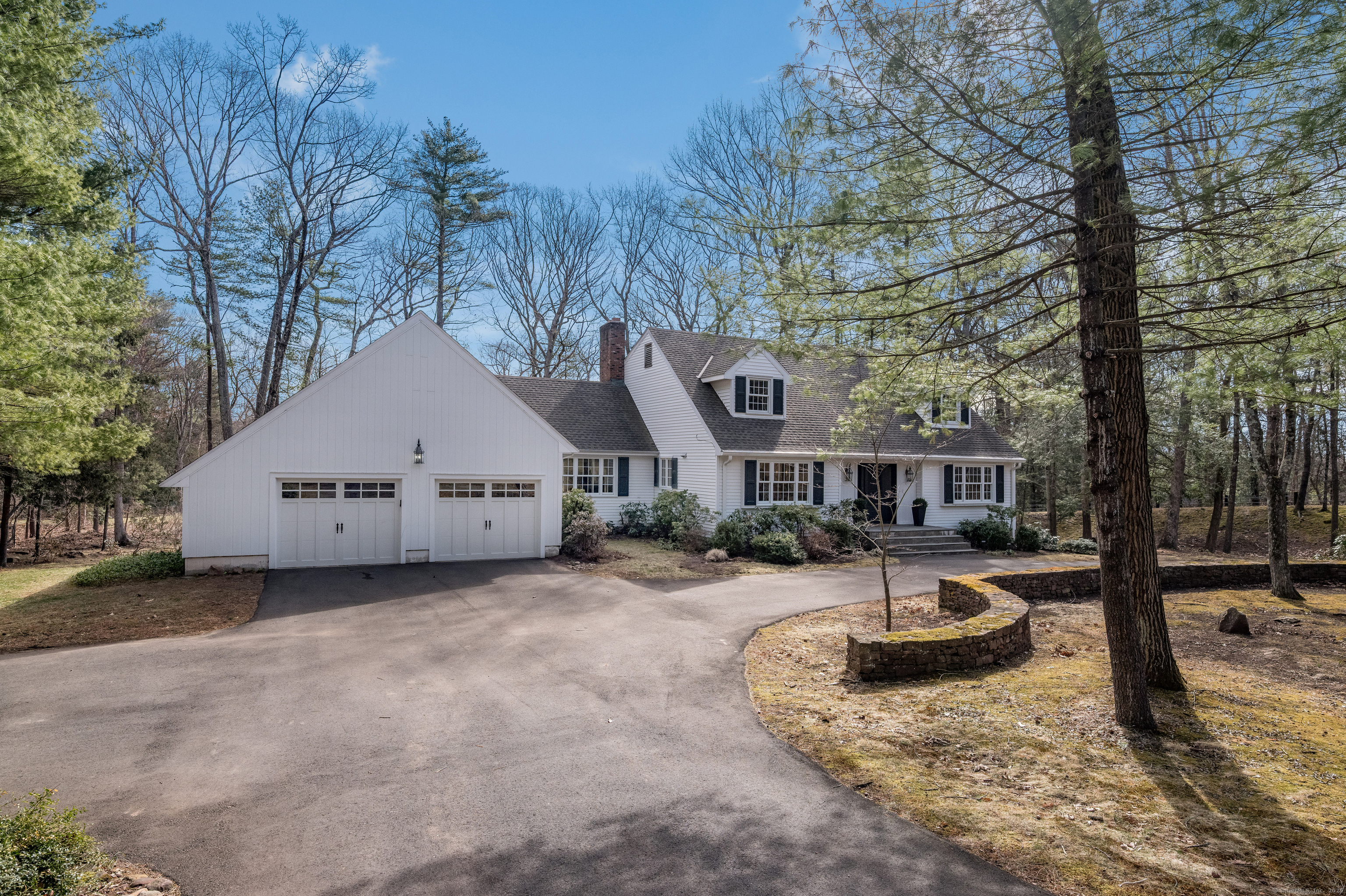 98 Cotswold Way Avon CT 06001