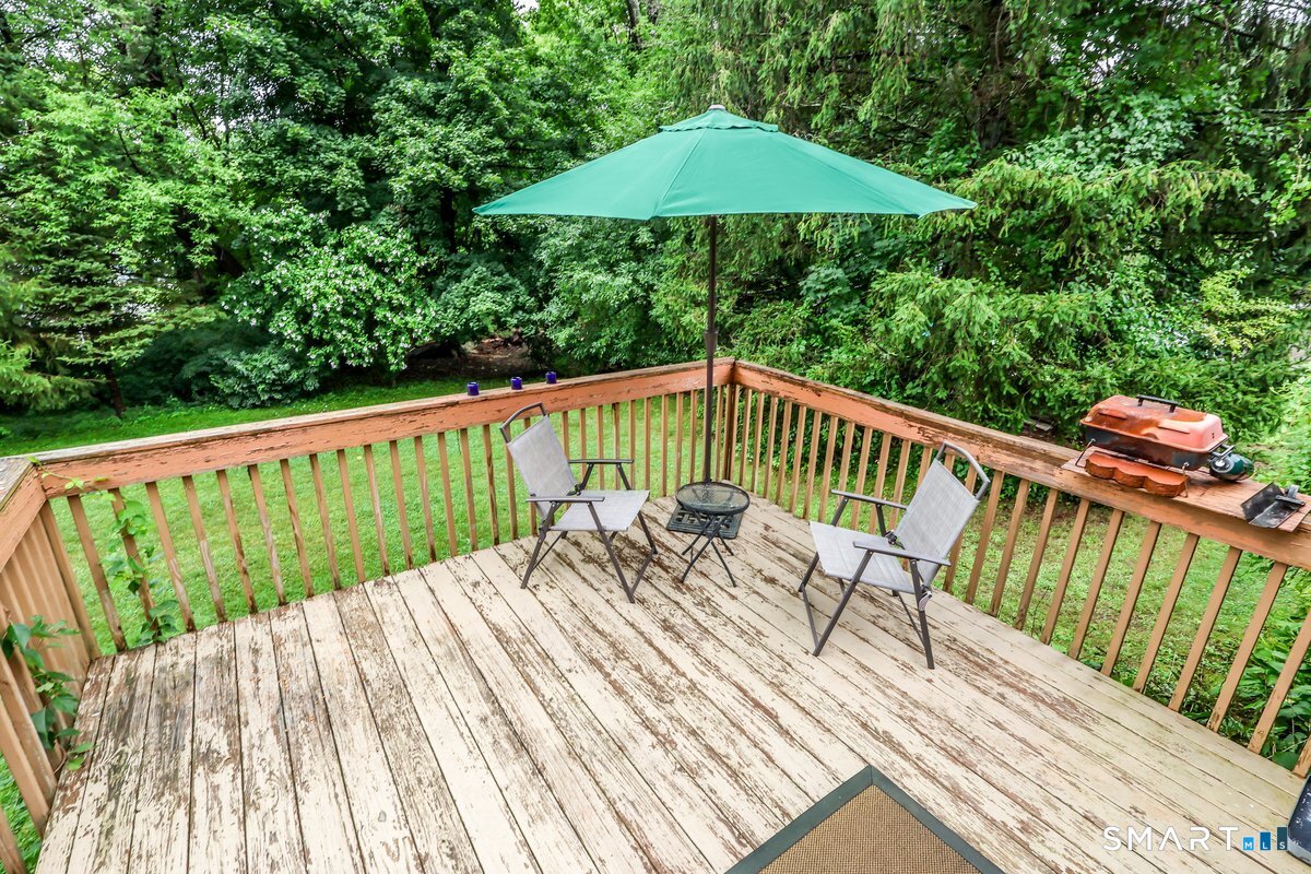 10 Clearview Drive New Milford CT 06776