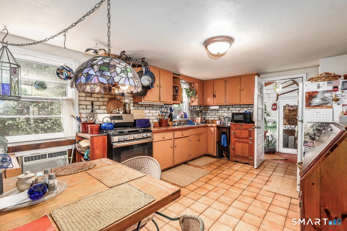 10 Clearview Drive New Milford CT 06776