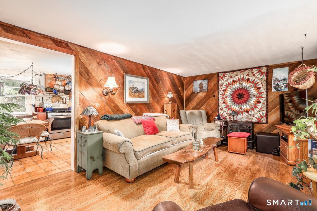 10 Clearview Drive New Milford CT 06776