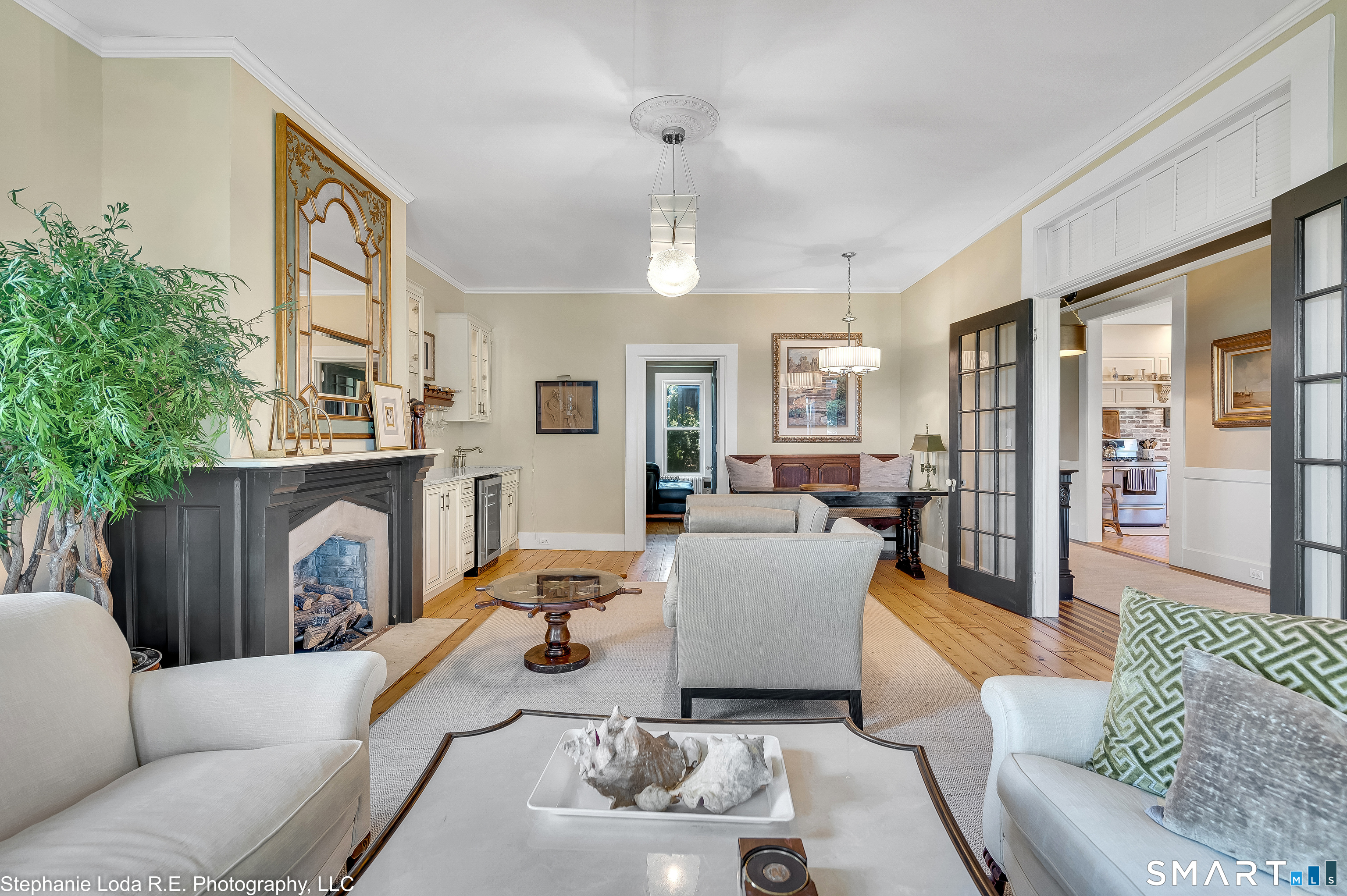 597 Pequot Avenue New London CT 06320
