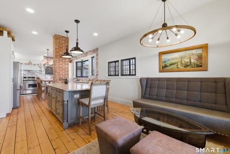 597 Pequot Avenue New London CT 06320