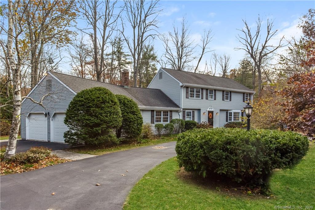 46 East Woodhaven Drive Avon CT 06001
