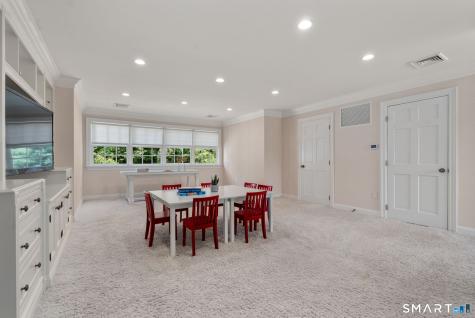 344 Fence Row Drive Fairfield CT 06824