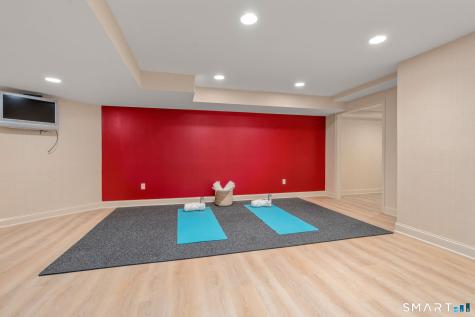 344 Fence Row Drive Fairfield CT 06824