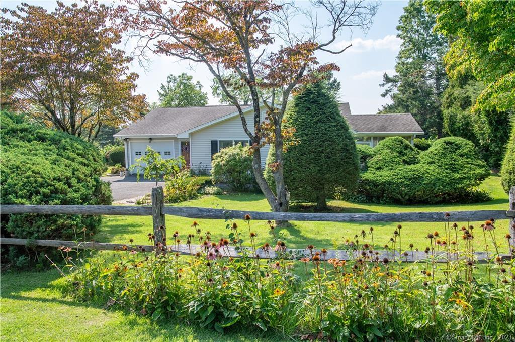 16 Meadow Drive Brookfield CT 06804