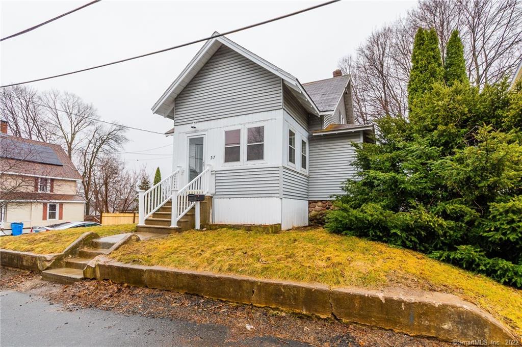 37 Hillside Place Bristol CT 06010