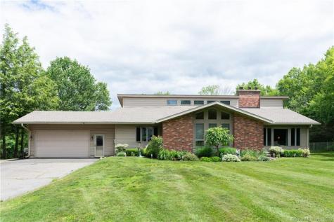 284 Ledgewood Road Watertown CT 06795