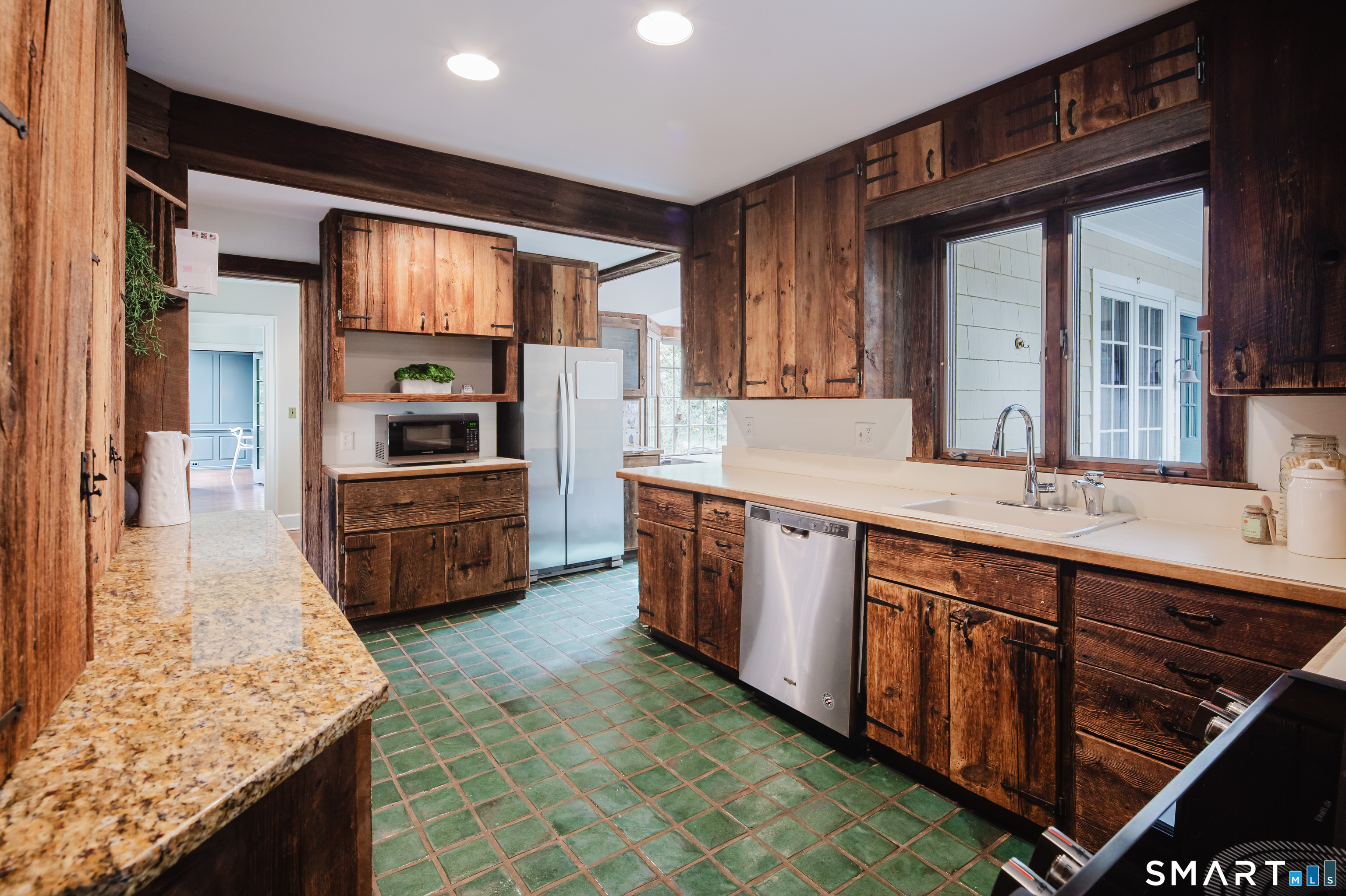 3 Holmewood Lane New Canaan CT 06840