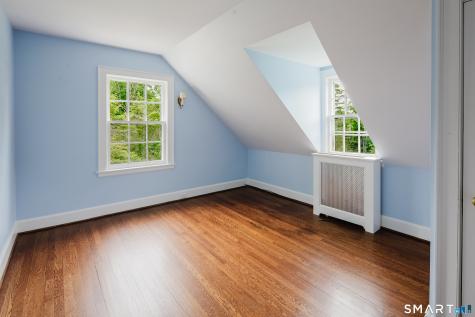 3 Holmewood Lane New Canaan CT 06840
