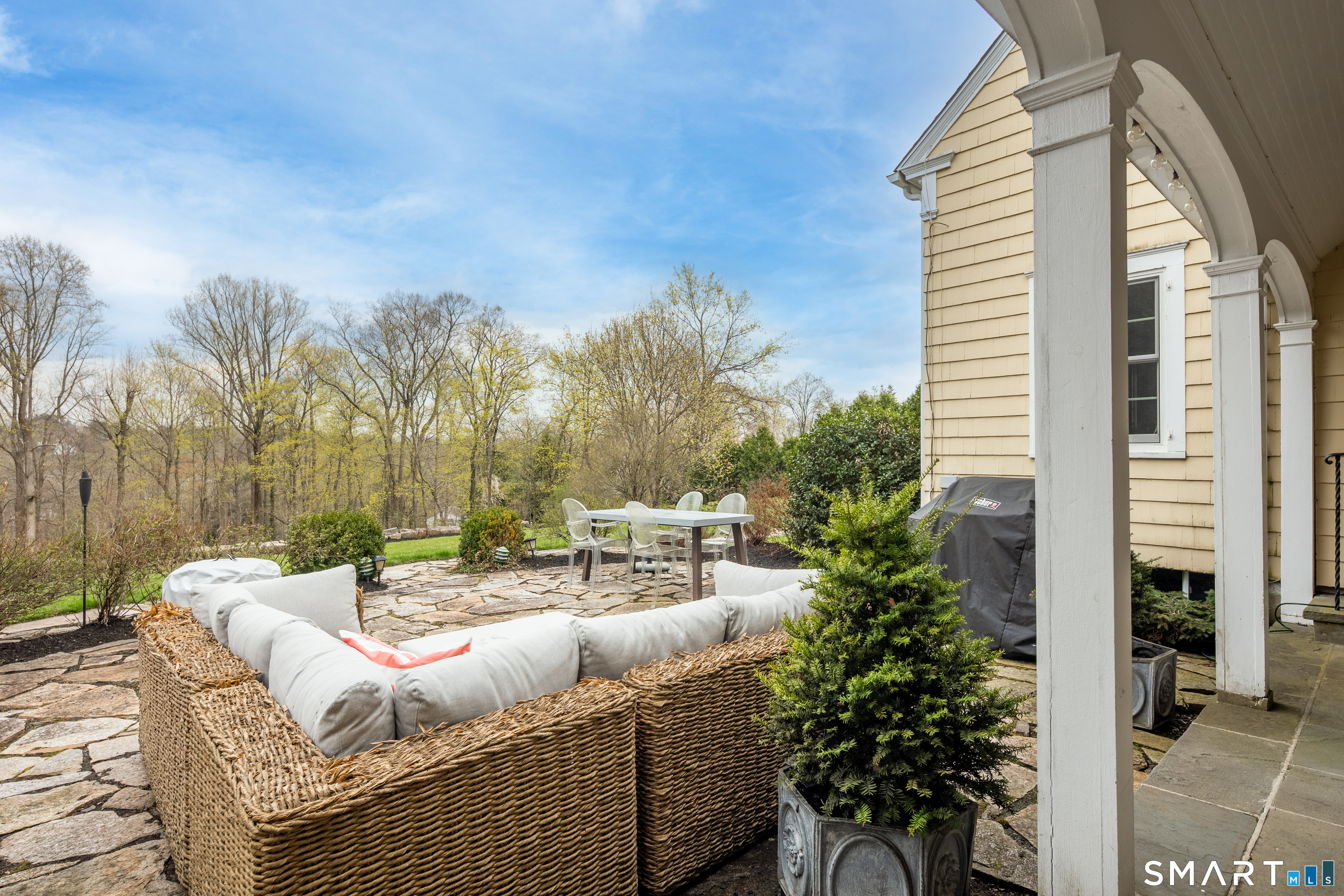 3 Holmewood Lane New Canaan CT 06840