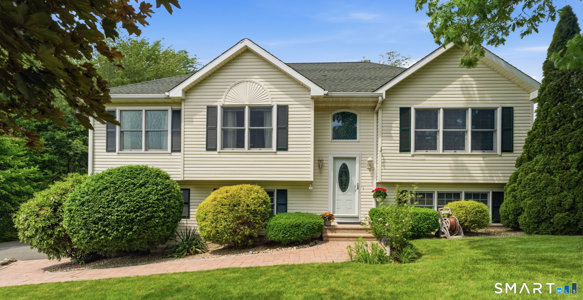 48 Tiffany Lane Bristol CT 06010