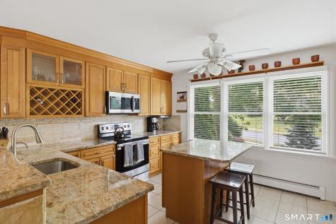 48 Tiffany Lane Bristol CT 06010
