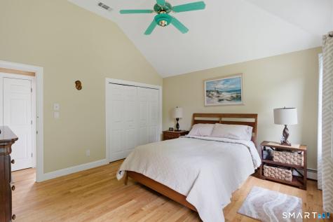 48 Tiffany Lane Bristol CT 06010