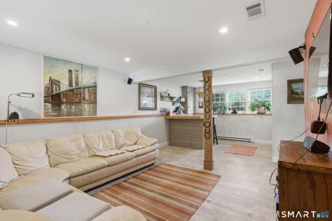 48 Tiffany Lane Bristol CT 06010