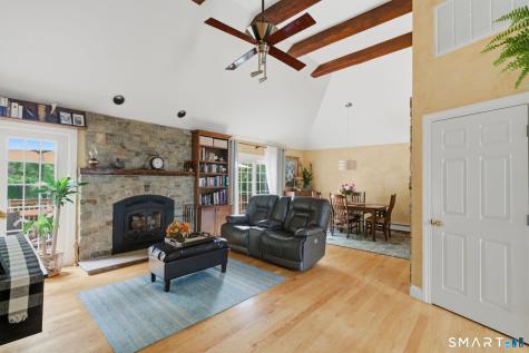 48 Tiffany Lane Bristol CT 06010