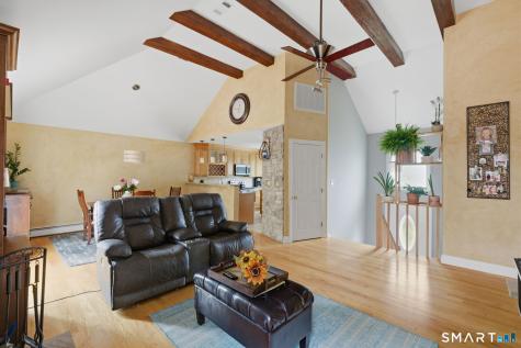 48 Tiffany Lane Bristol CT 06010