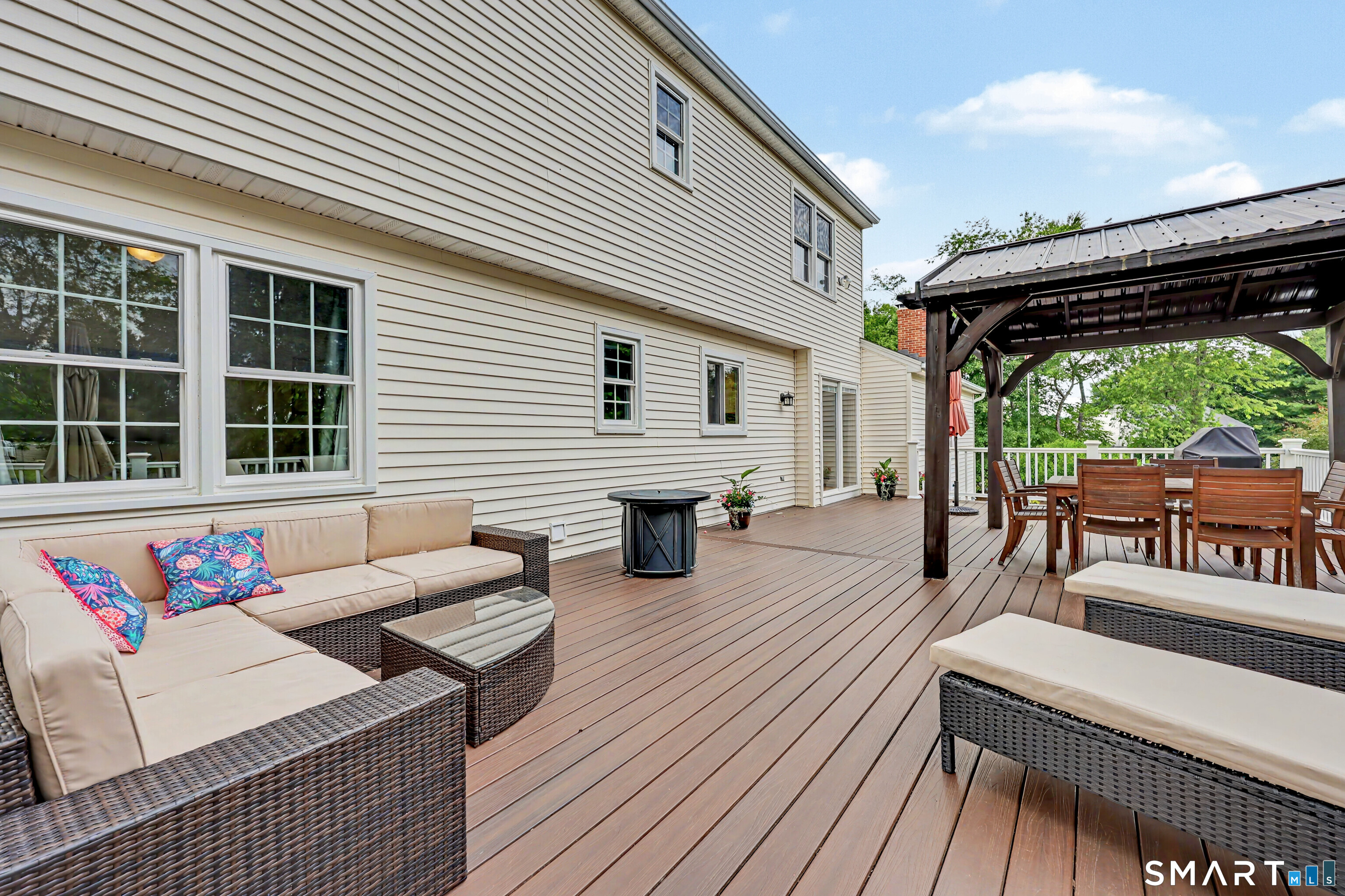 42 Country Farm Lane New Milford CT 06776